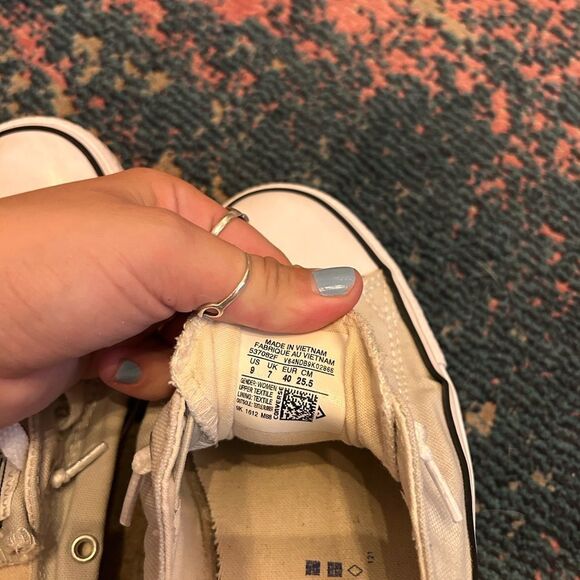 Converse Beige slip on sneakers - Picture 6 of 6